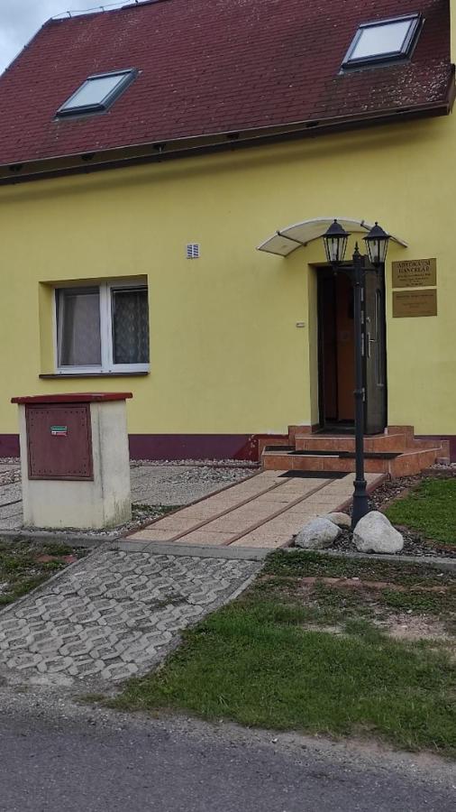 Apartmany Sarka Ujezd U Hradce Kralove Hradec Králové Exterior foto