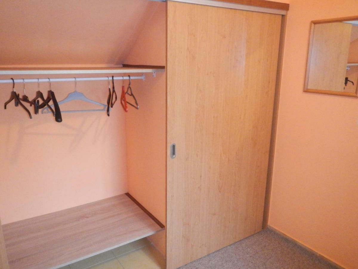 Apartmany Sarka Ujezd U Hradce Kralove Hradec Králové Exterior foto